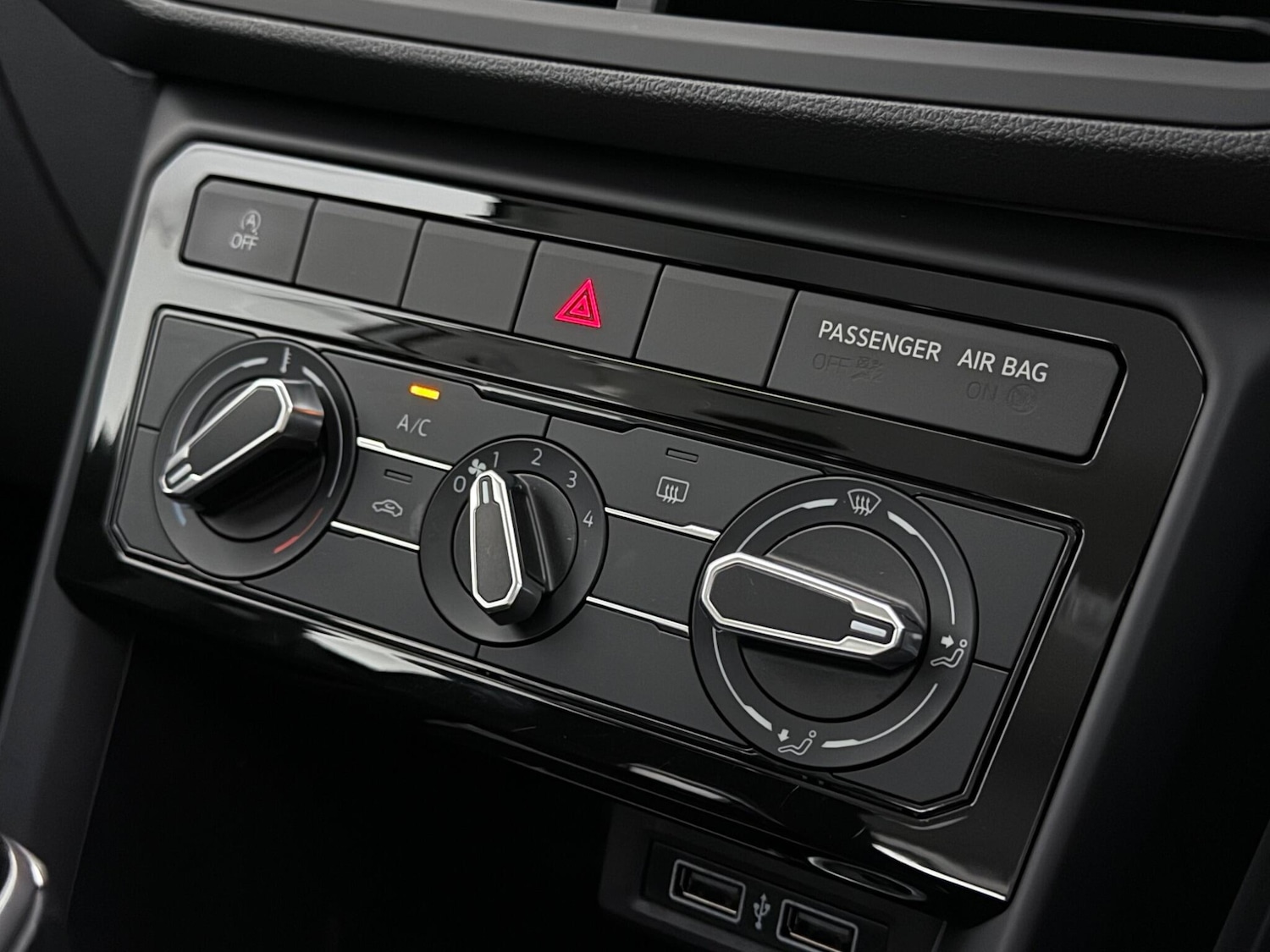 Used Volkswagen T-Cross 2020 for sale - 78197339: Photo 32