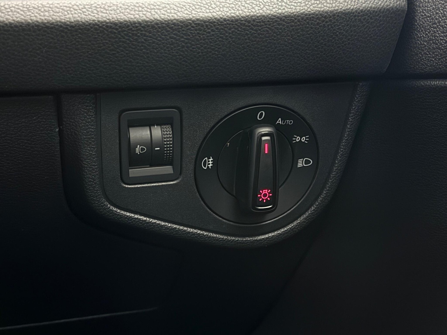 Used Volkswagen Polo 2019 for sale - 77803029: Photo 30