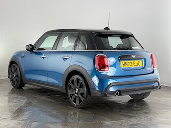 Used MINI Hatch 2023 for sale - 77181020: Photo
