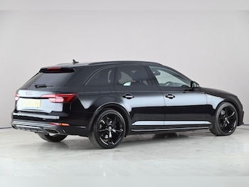 Used Audi A4 Avant 2019 for sale - 77909881: Photo