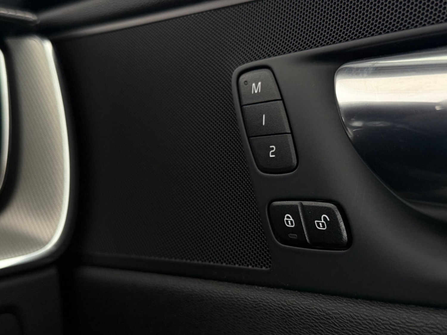 Used Volvo XC60 2020 for sale - 77181171: Photo 16