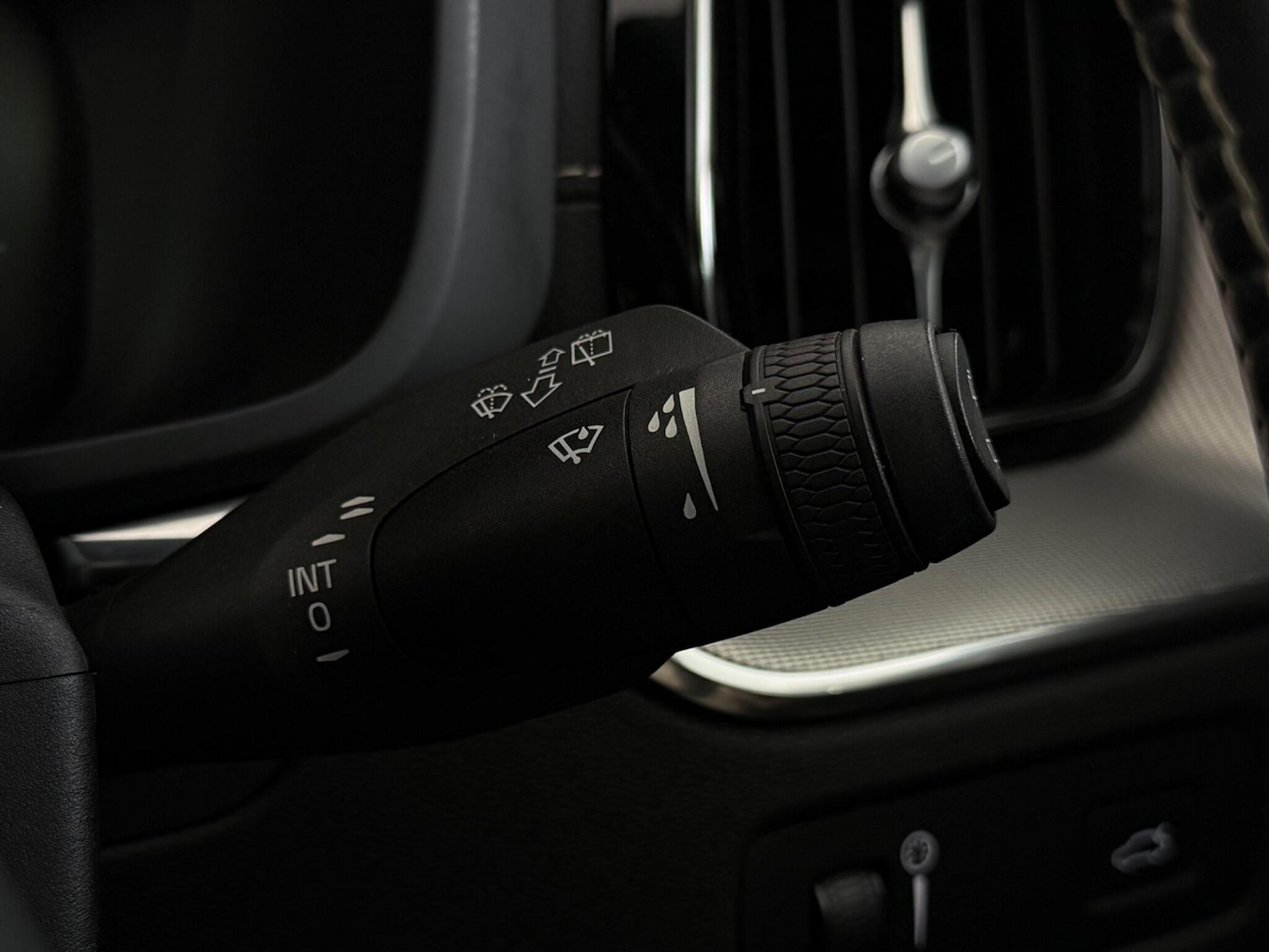 Used Volvo XC60 2020 for sale - 77181171: Photo 25