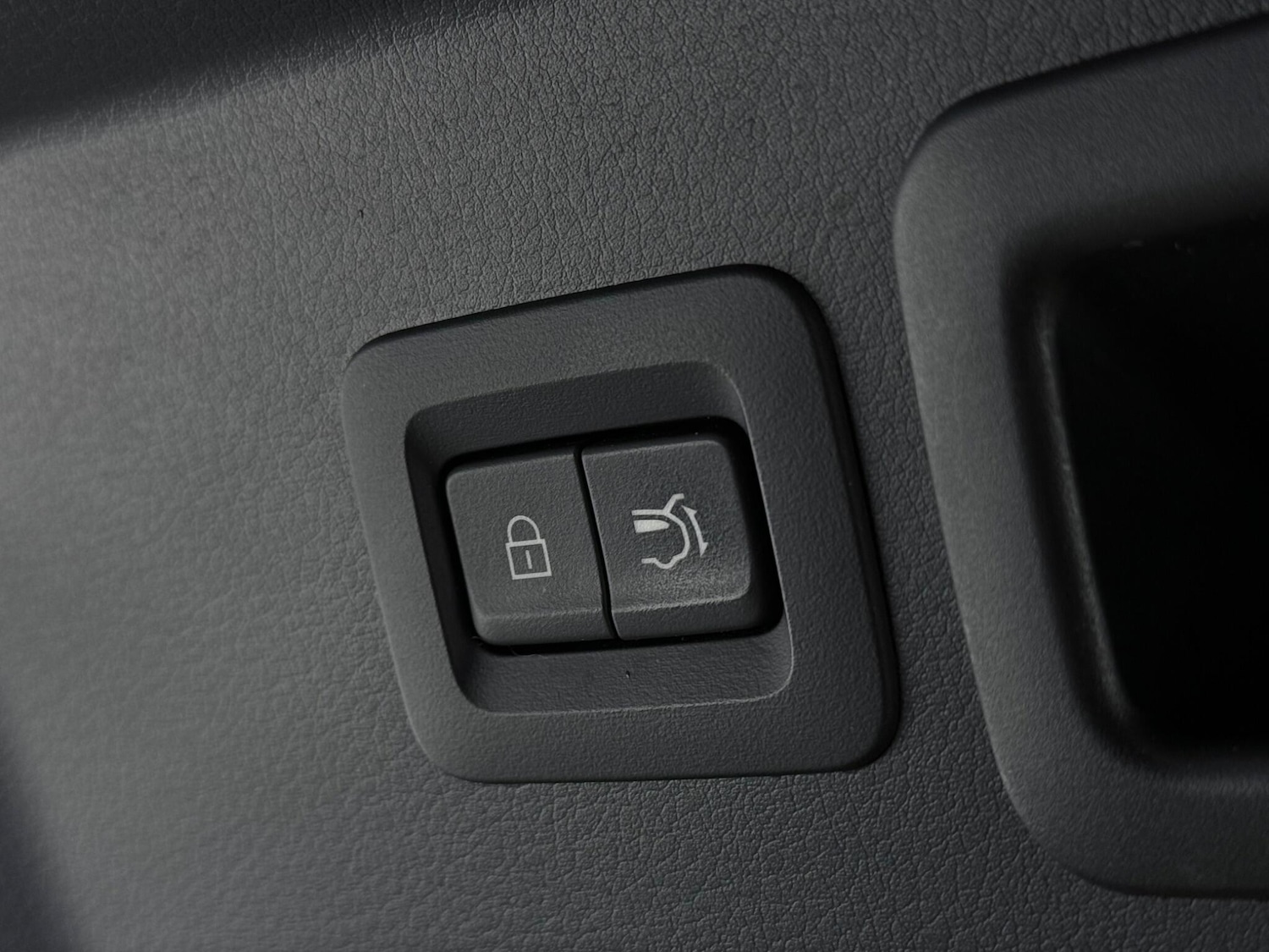 Used Mazda CX-30 2022 for sale - 78063159: Photo 9