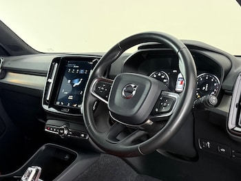 Used Volvo XC40 2019 for sale - 79133105: Photo