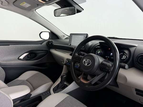 Used Toyota Yaris 2021 for sale - 76216837: Photo 15