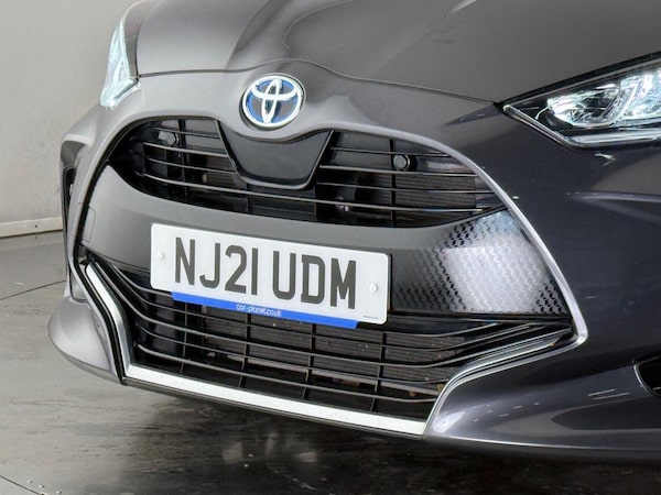 Used Toyota Yaris 2021 for sale - 76216837: Photo 40