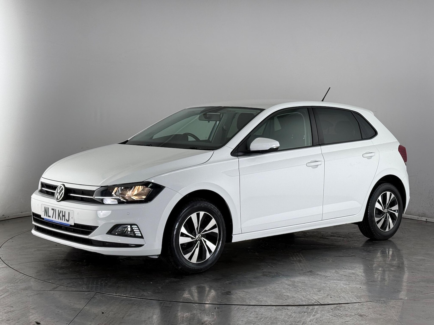 Used Volkswagen Polo 2021 for sale - 76468313: Photo 3