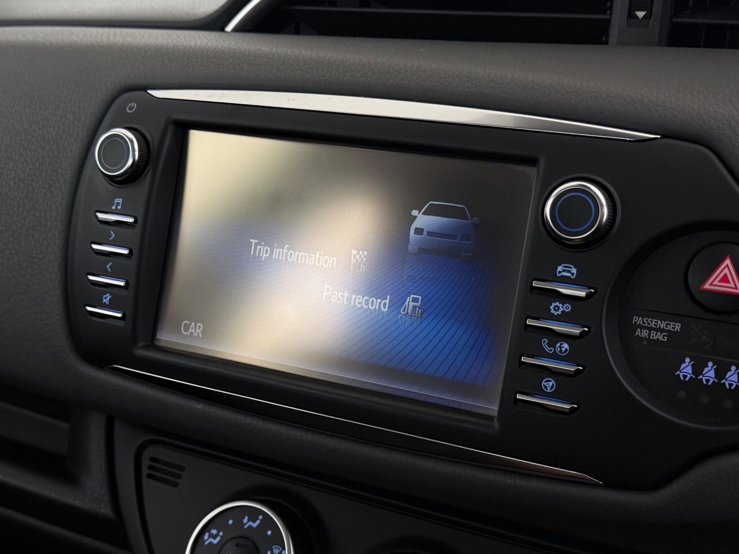 Used Toyota Yaris 2019 for sale - 77216479: Photo 27