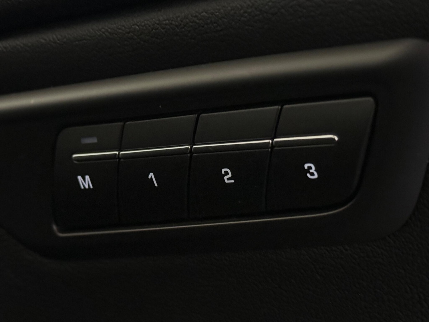 Used Jaguar E-Pace 2021 for sale - 77456607: Photo 16