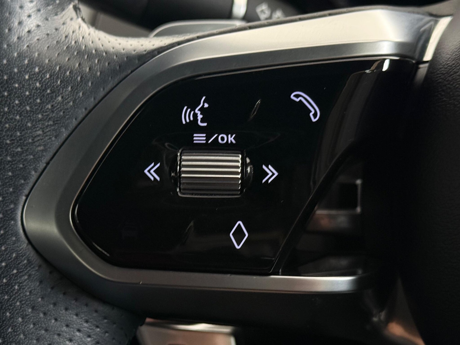 Used Jaguar E-Pace 2021 for sale - 77456607: Photo 21