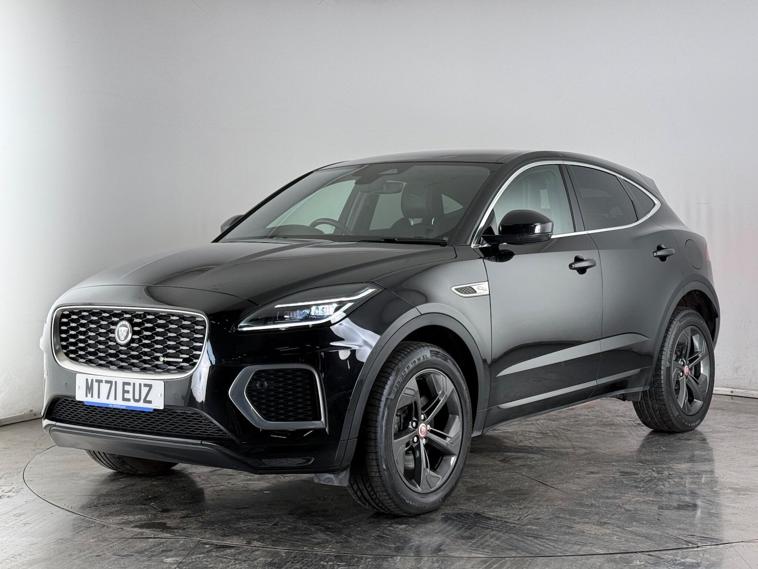 Used Jaguar E-Pace 2021 for sale - 77456607: Photo 3