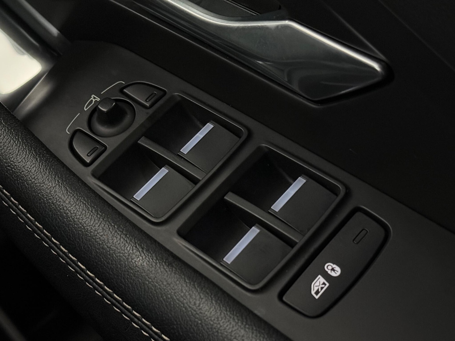 Used Jaguar E-Pace 2021 for sale - 77456607: Photo 38