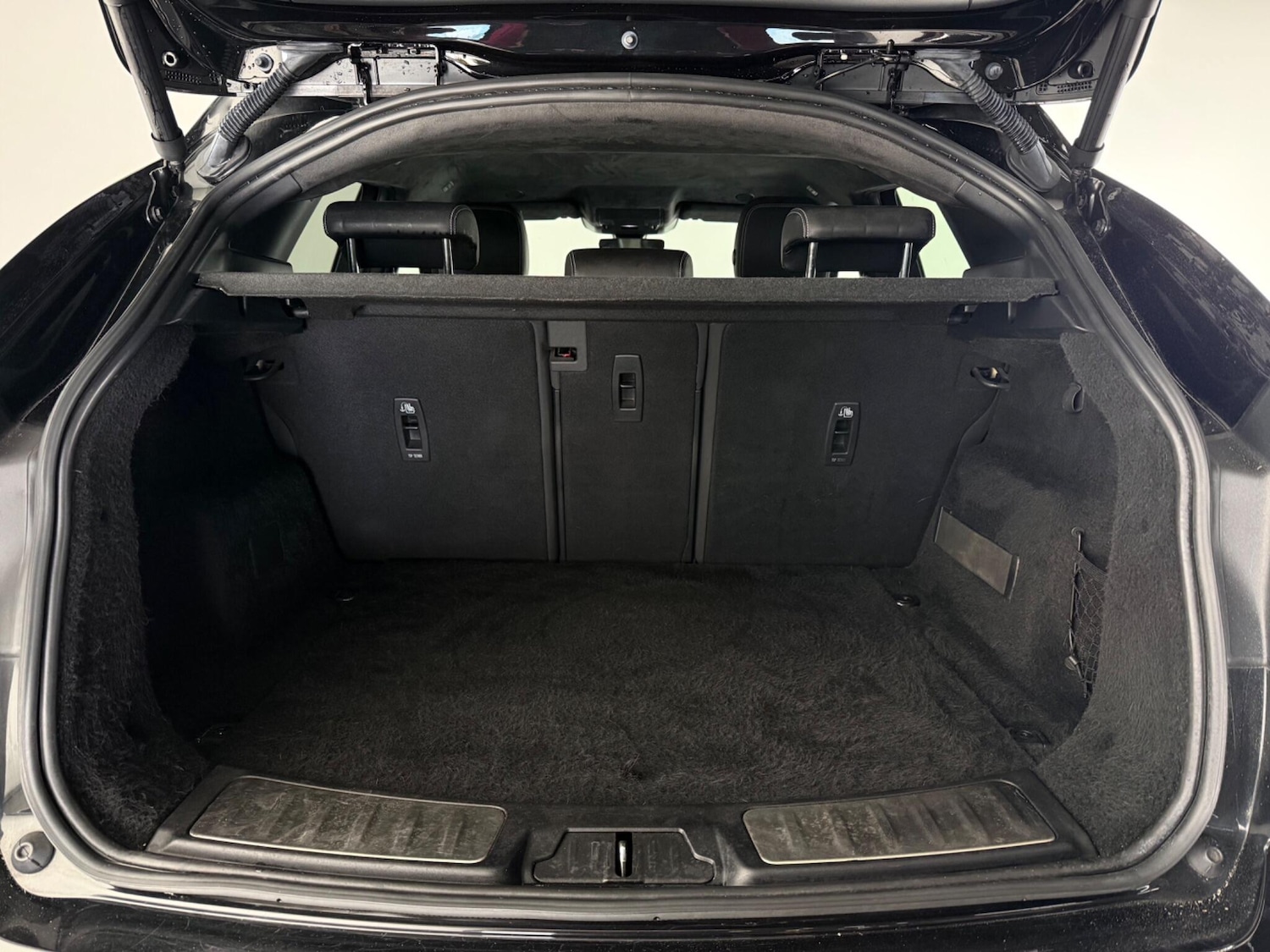 Used Jaguar E-Pace 2021 for sale - 77456607: Photo 9