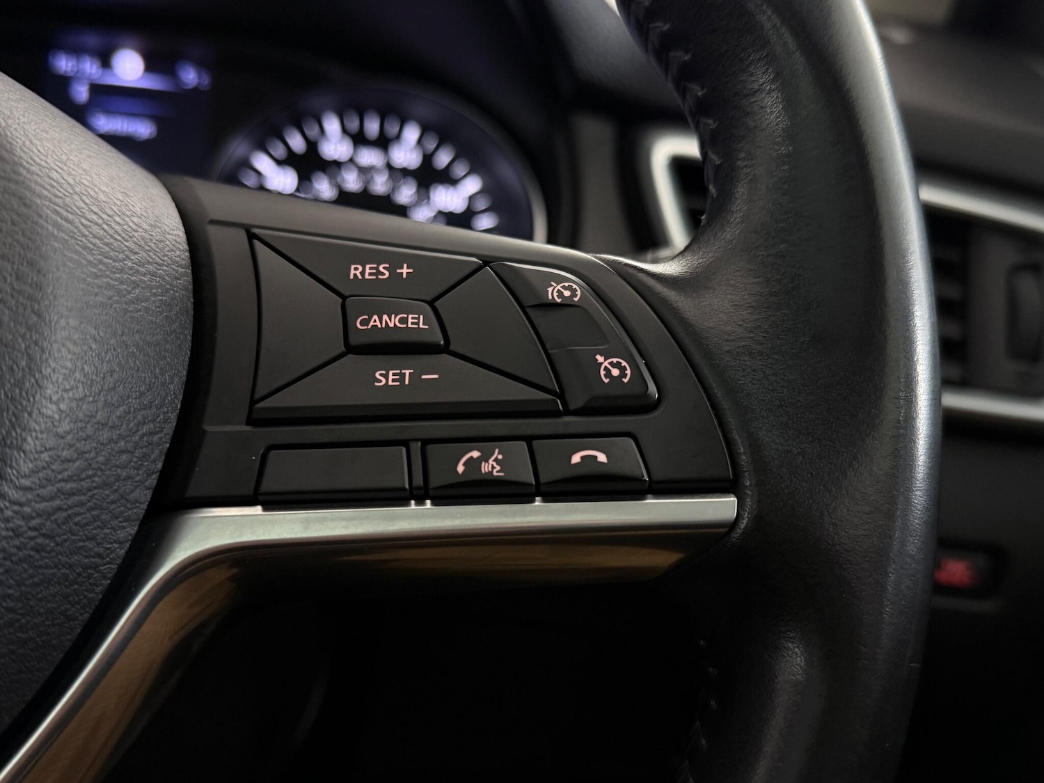 Used Nissan Qashqai 2018 for sale - 77180931: Photo 16