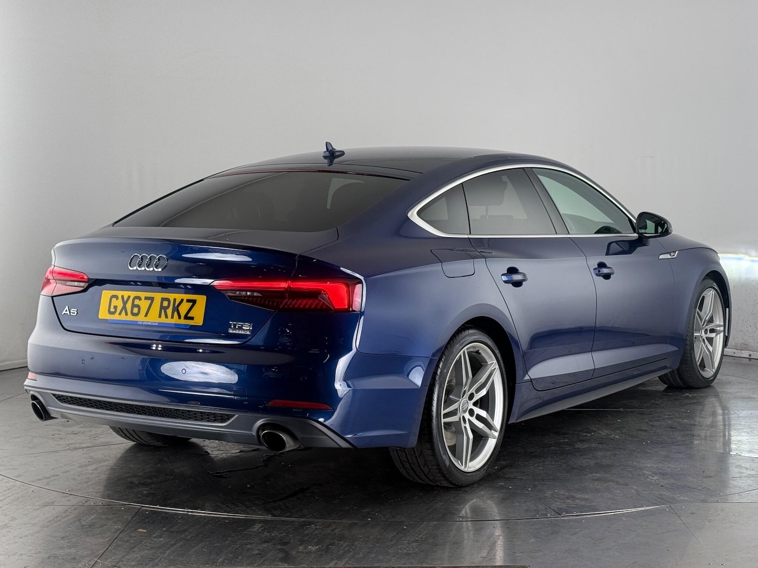 Used Audi A5 2017 for sale - 77216526: Photo 3