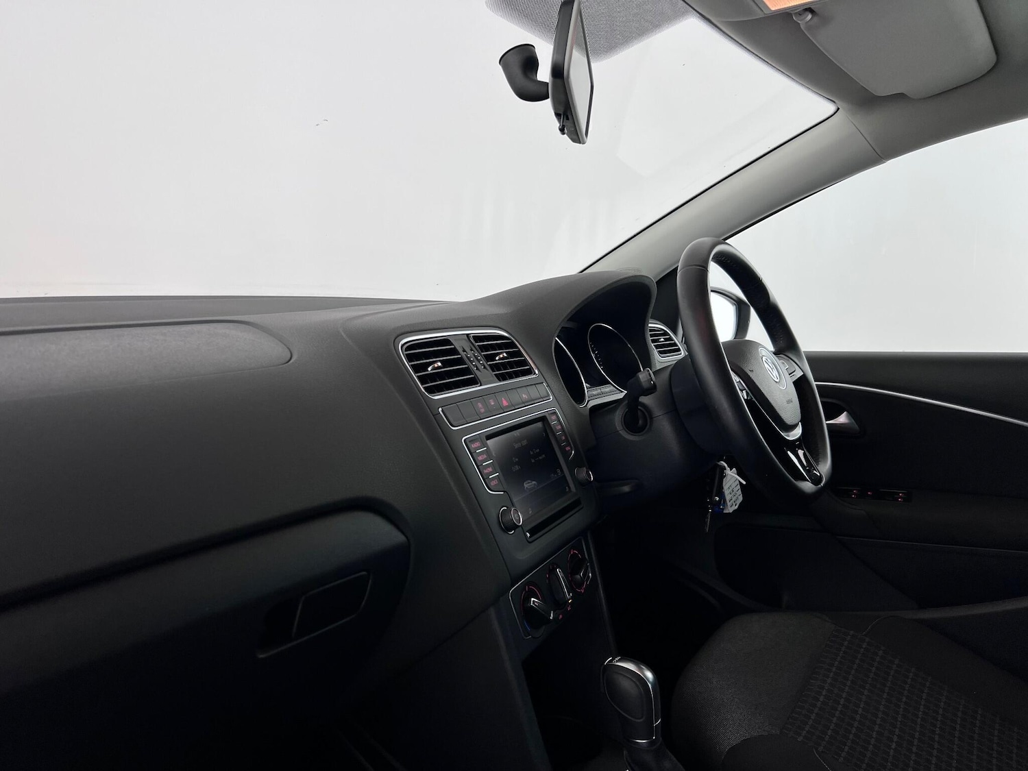 Used Volkswagen Polo 2016 for sale - 77243988: Photo 13