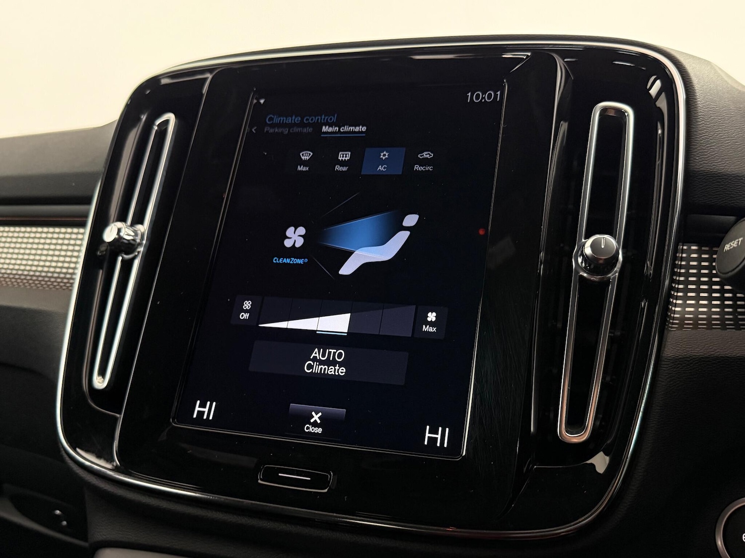 Used Volvo XC40 2021 for sale - 77246914: Photo 23