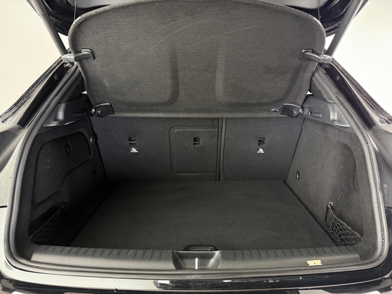 Used Mercedes-Benz GLA 2018 for sale - 76468521: Photo 11