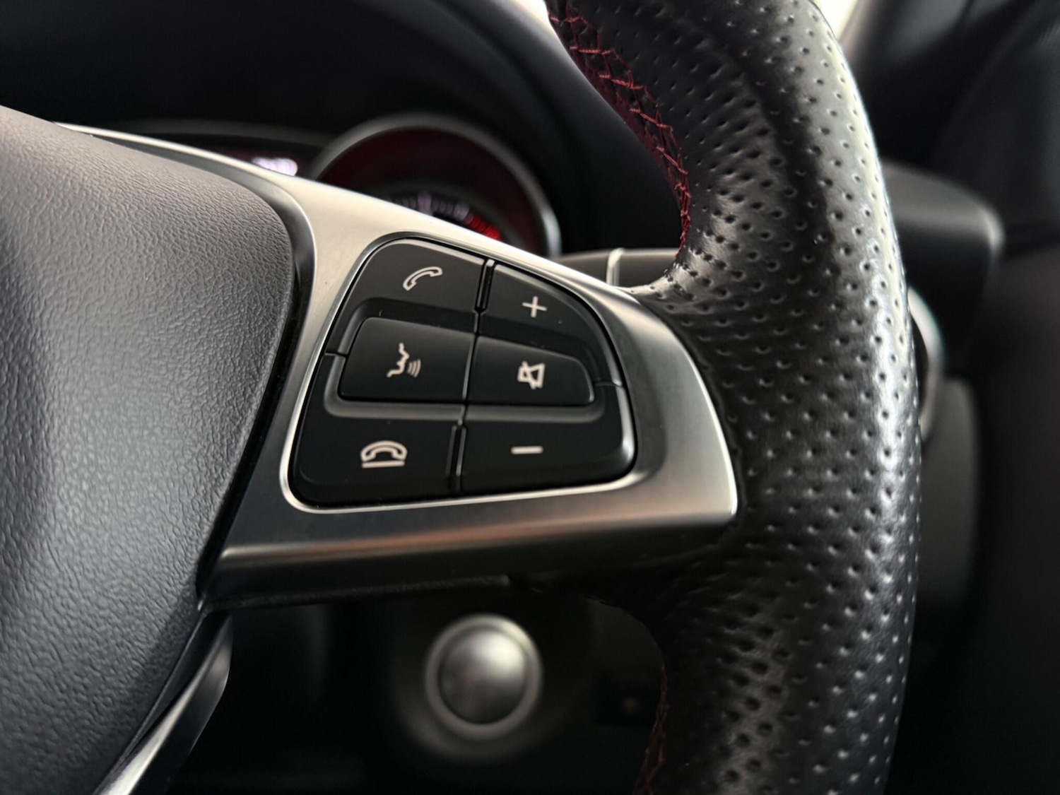 Used Mercedes-Benz GLA 2018 for sale - 76468521: Photo 23