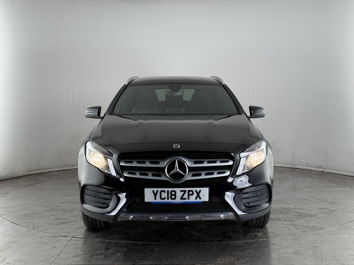 Used Mercedes-Benz GLA 2018 for sale - 76468521: Photo 3
