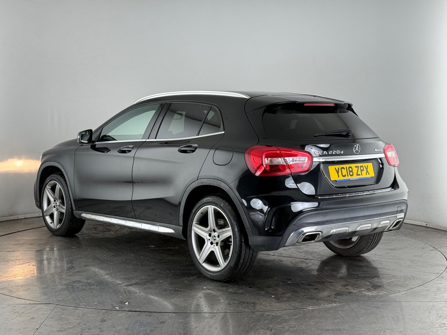 Used Mercedes-Benz GLA 2018 for sale - 76468521: Photo 5