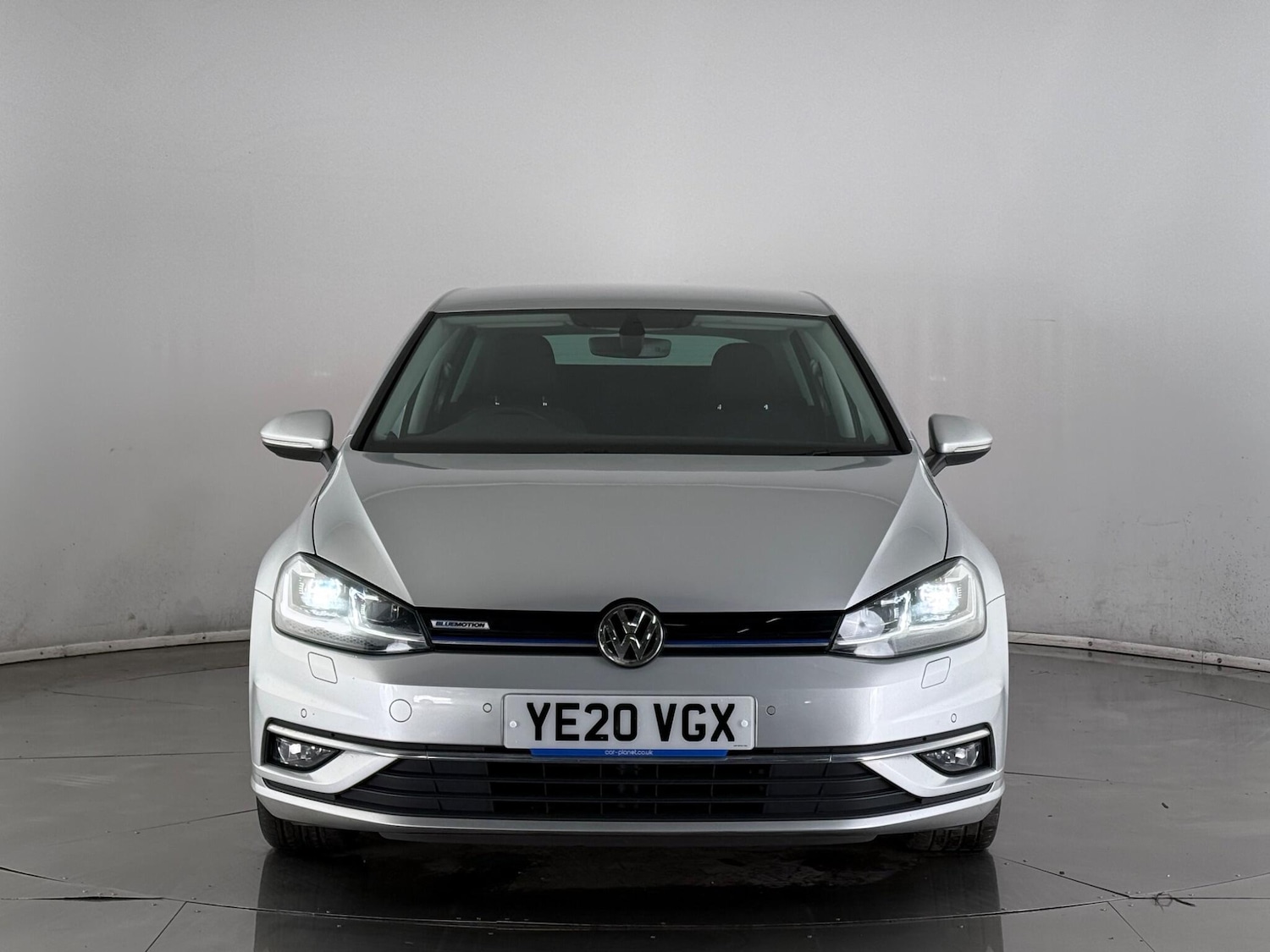 Used Volkswagen Golf 2020 for sale - 77412491: Photo 2