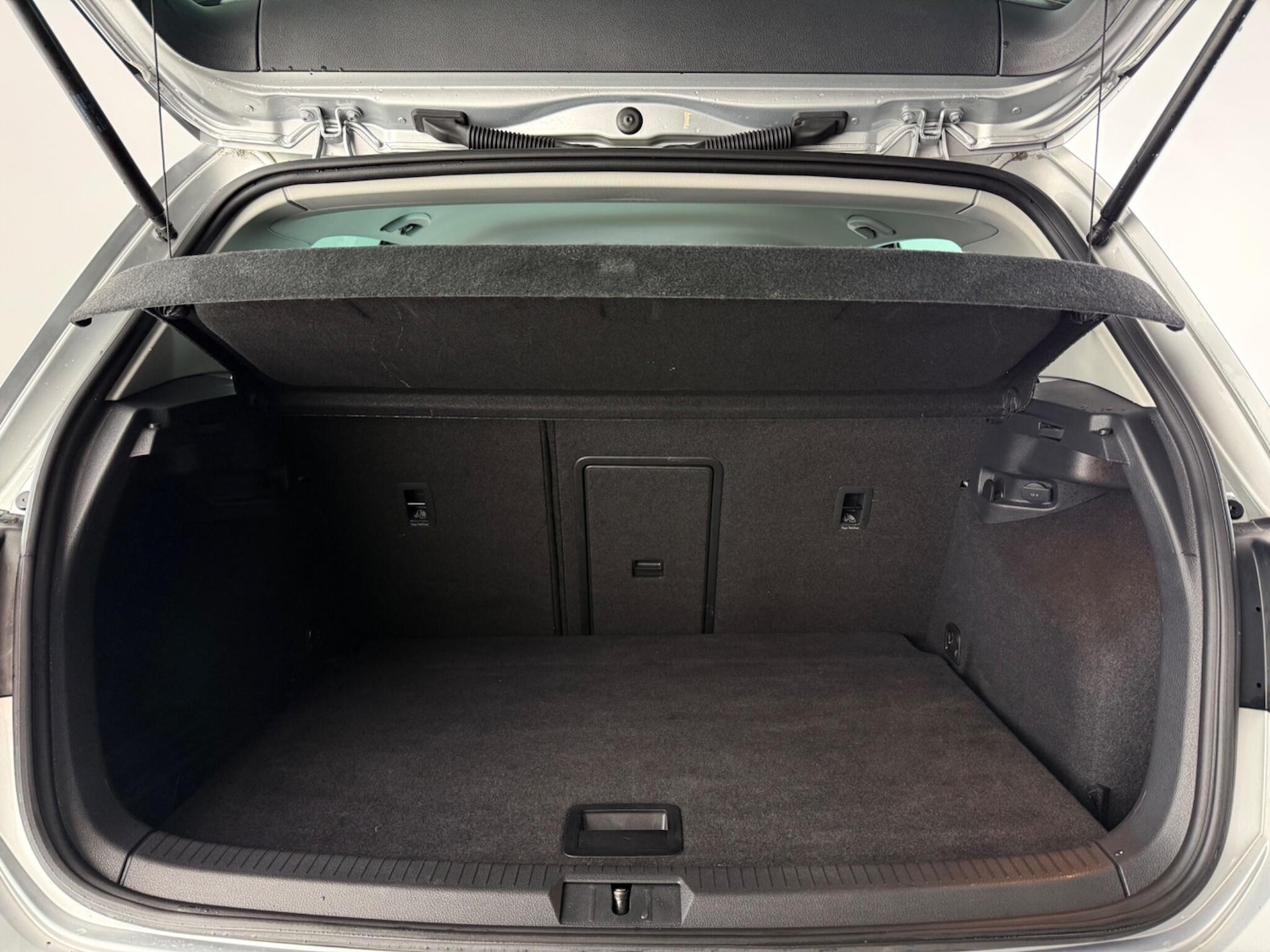 Used Volkswagen Golf 2020 for sale - 77412491: Photo 9