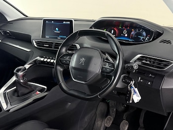 Used Peugeot 5008 2019 for sale - 79133099: Photo