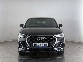 Used Audi Q3 2022 for sale - 76472997: Photo