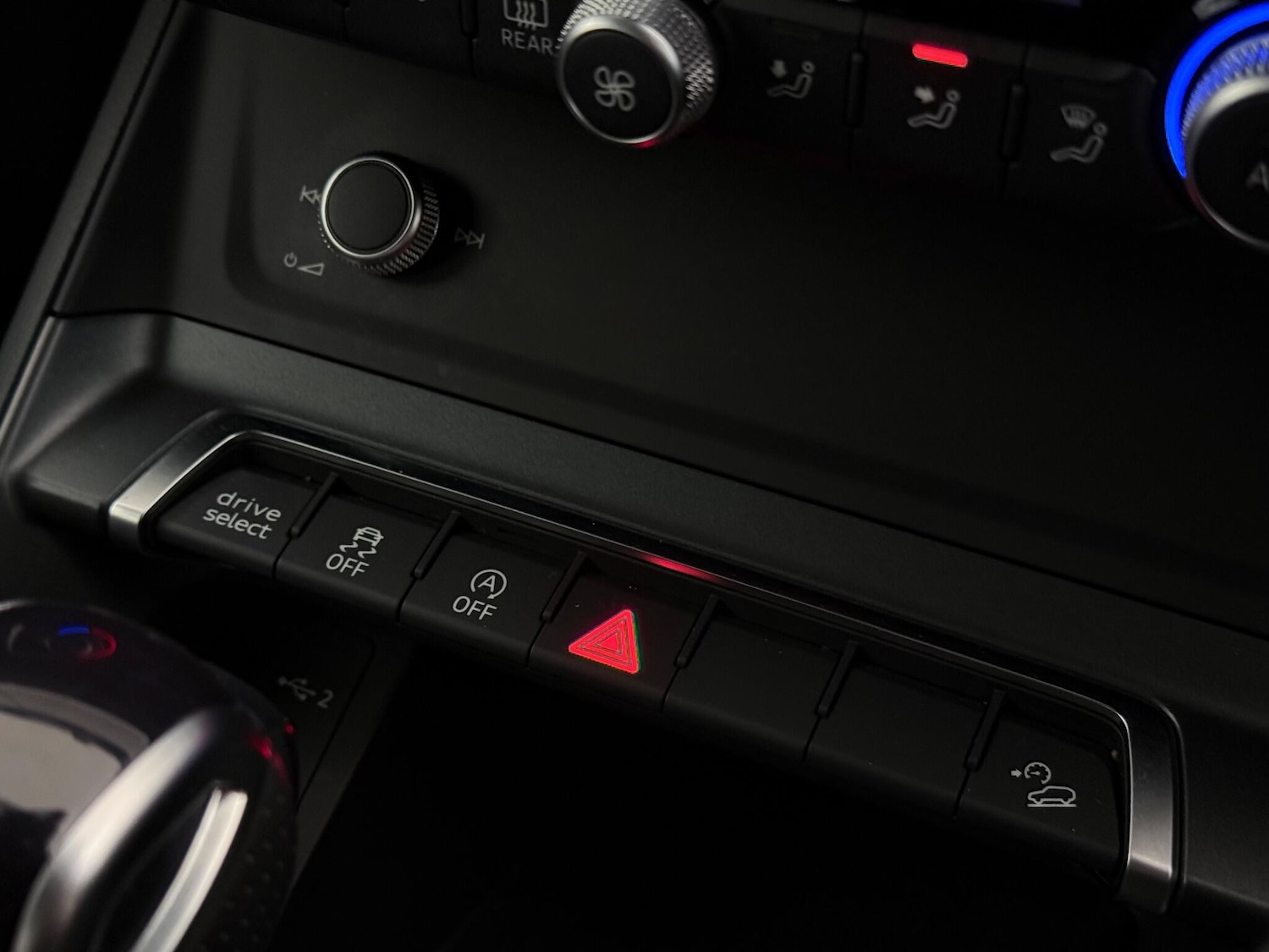 Used Audi Q3 for sale - 76472997: Photo 43