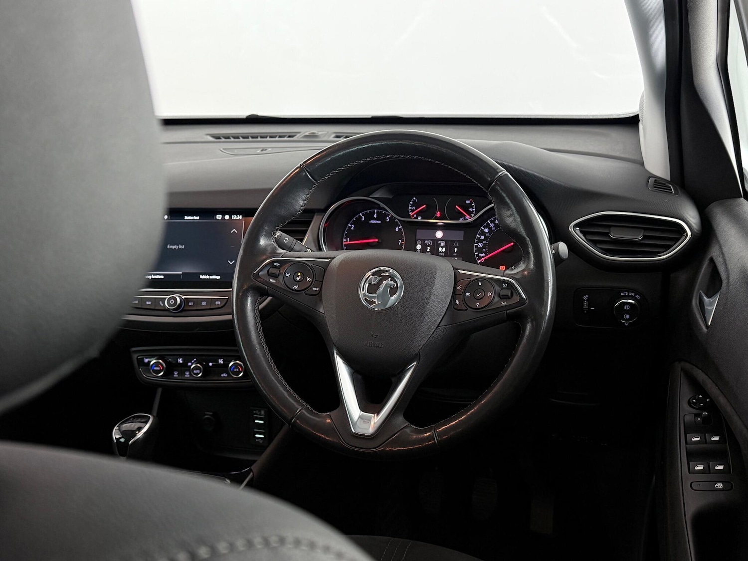 Used Vauxhall Crossland 2022 for sale - 77260157: Photo 15