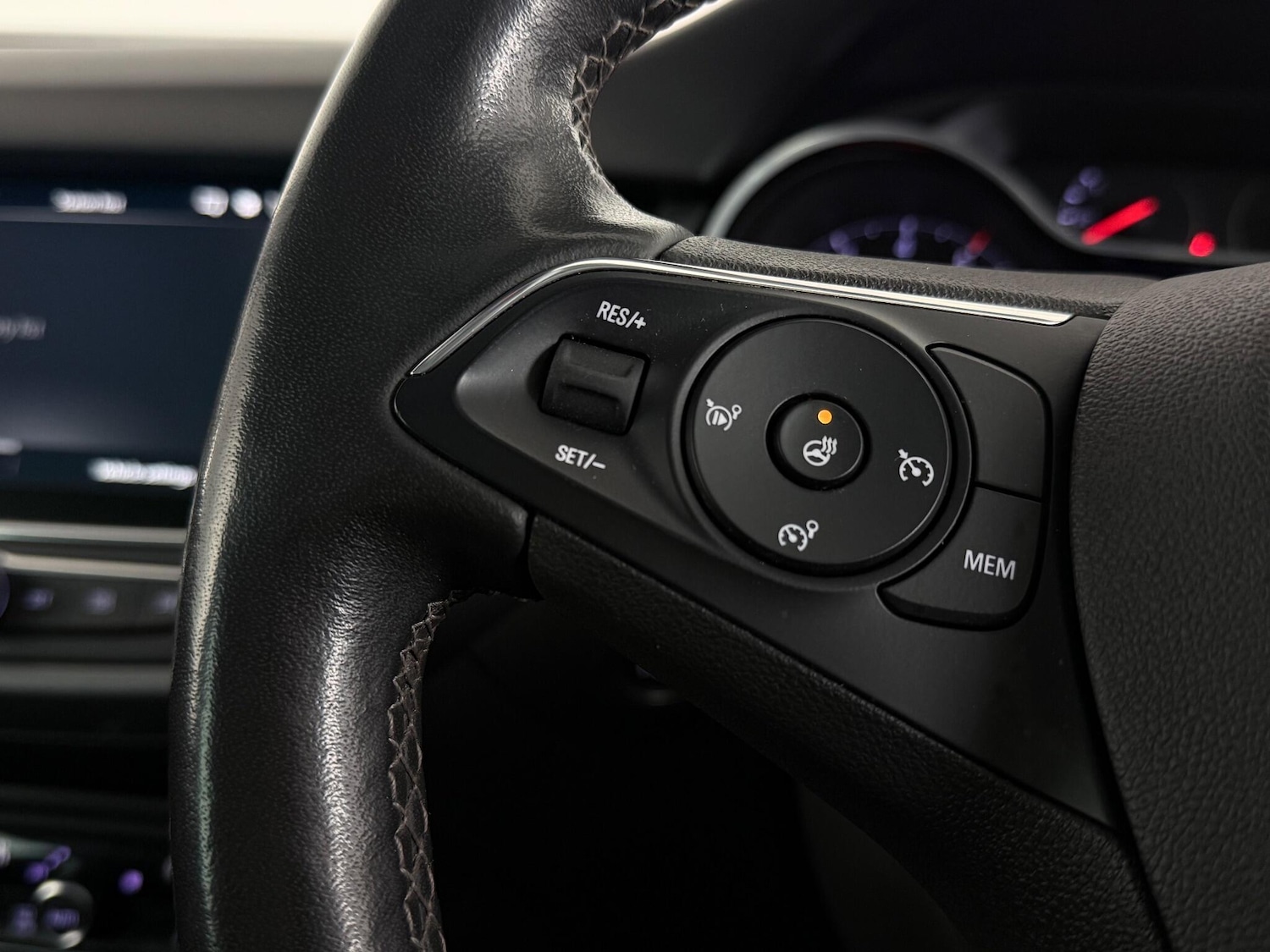 Used Vauxhall Crossland 2022 for sale - 77260157: Photo 16