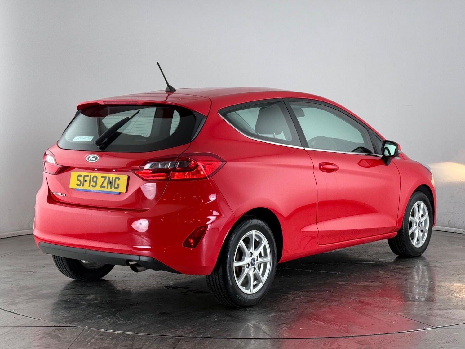 Used Ford Fiesta 2019 for sale - 77180876: Photo 3