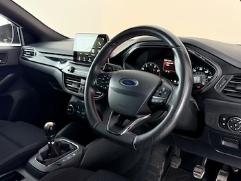 Used Ford Focus 2019 for sale - 79304428: Photo