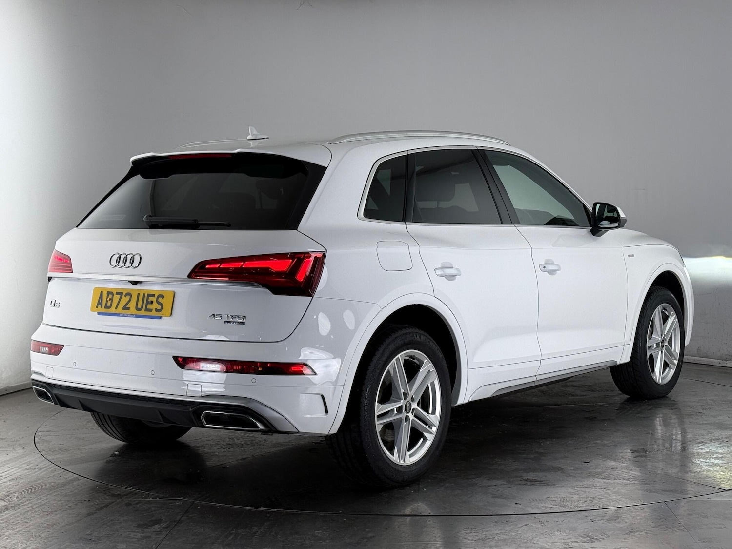 Used Audi Q5 2023 for sale - 77180874: Photo 4