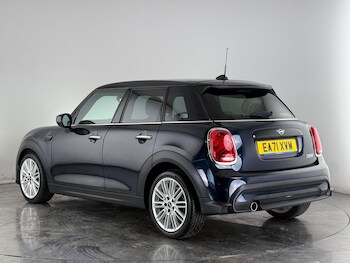 Used MINI Hatch 2021 for sale - 77684431: Photo