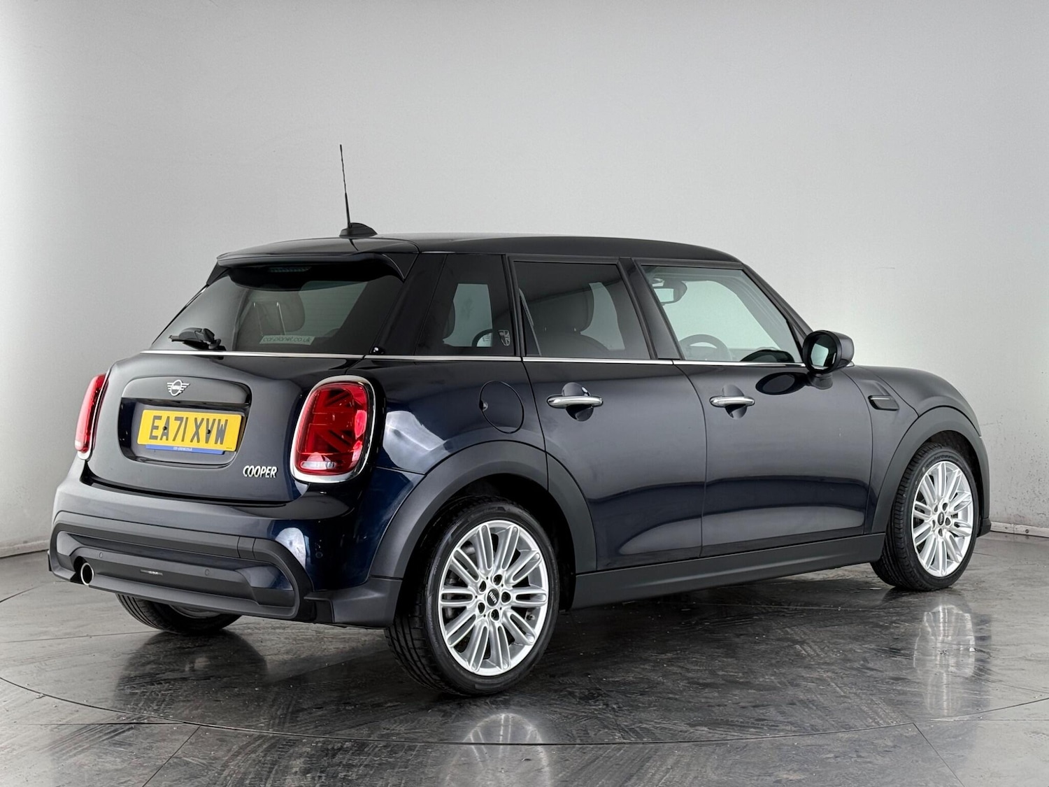 Used MINI Hatch 2021 for sale - 77684431: Photo 6