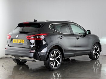 Used Nissan Qashqai 2018 for sale - 77371868: Photo