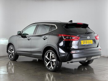 Used Nissan Qashqai 2018 for sale - 77371868: Photo