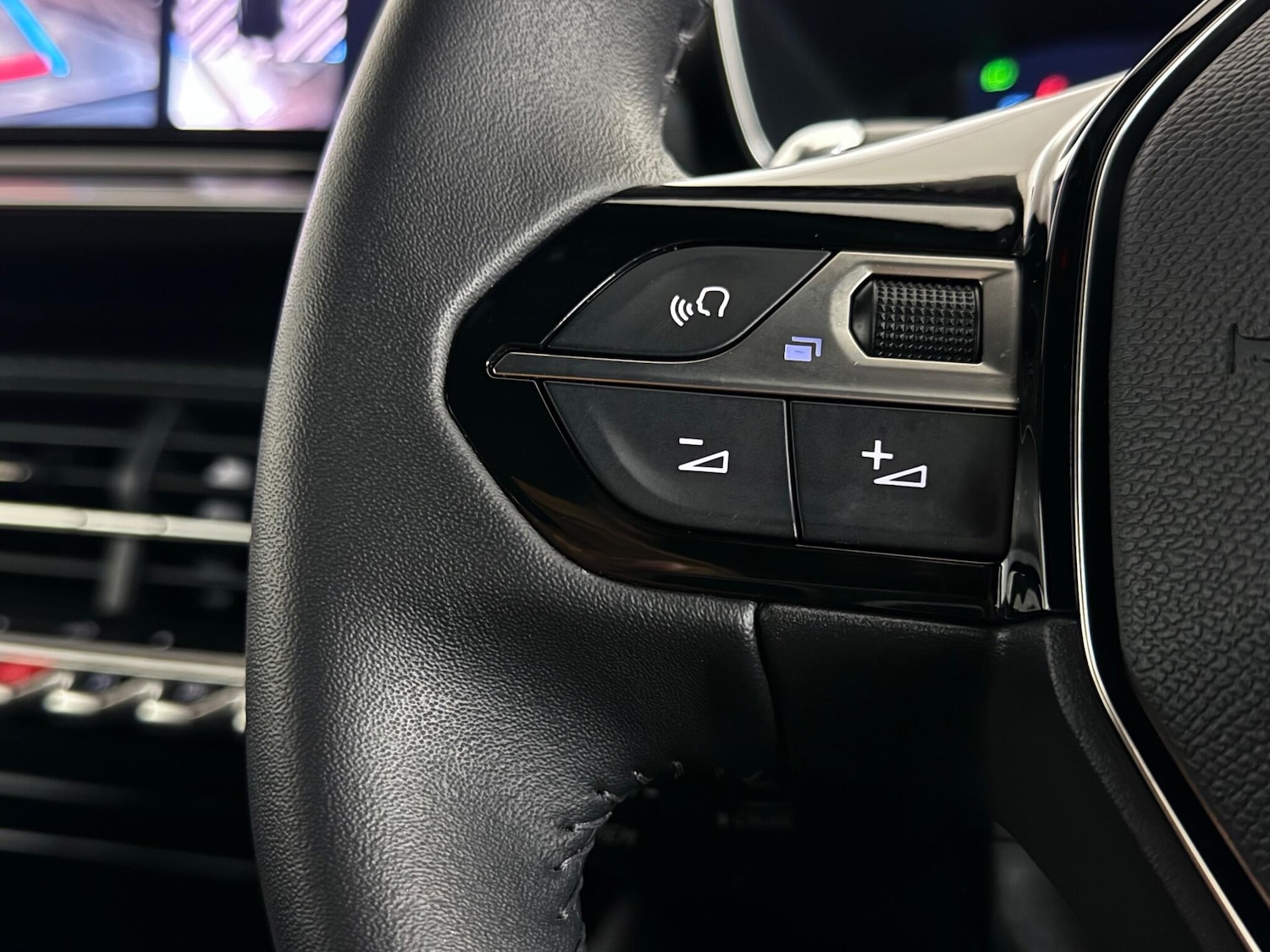 Used Peugeot 2008 2023 for sale - 77243265: Photo 19