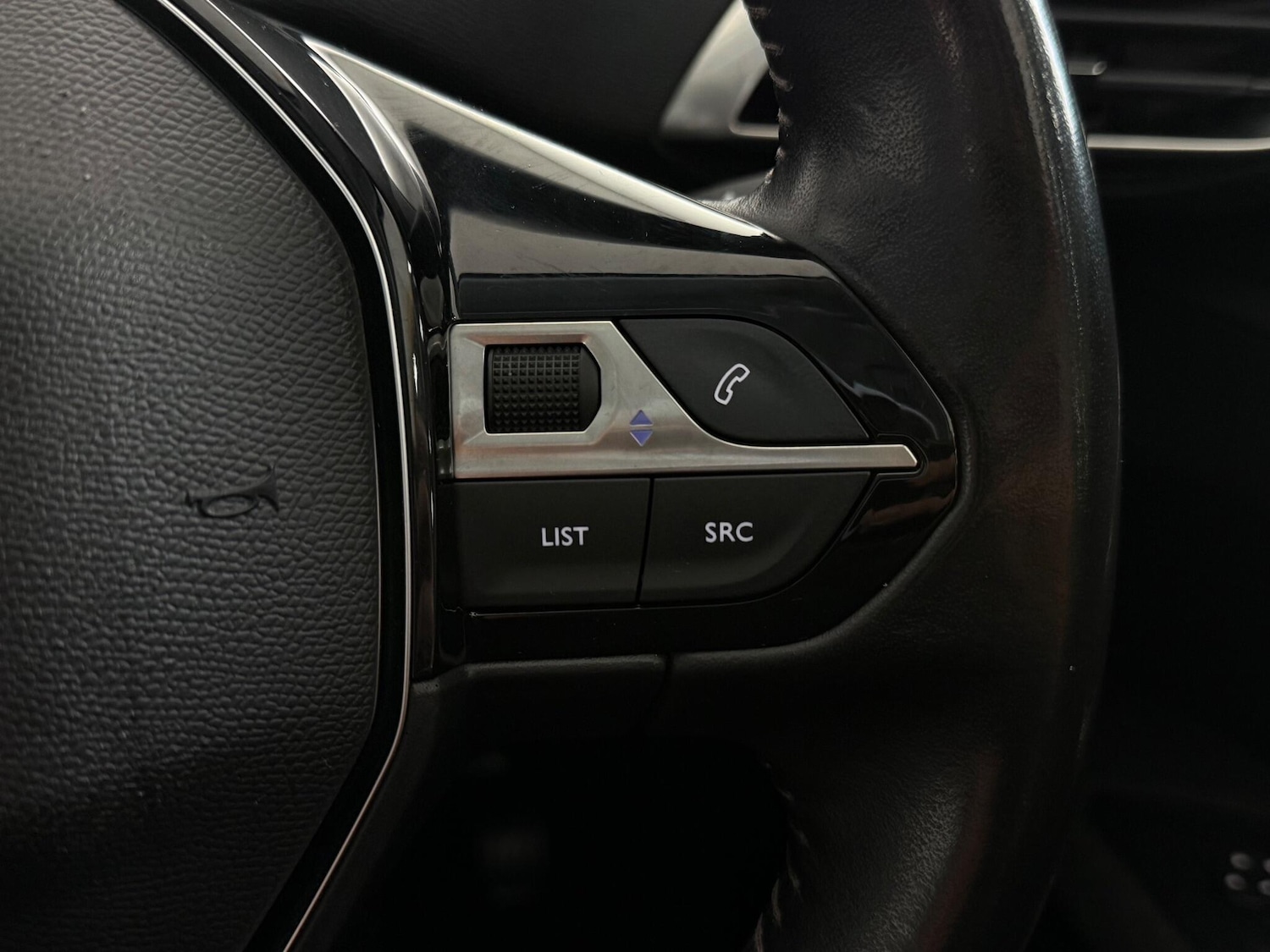 Used Peugeot 5008 2022 for sale - 77306423: Photo 19