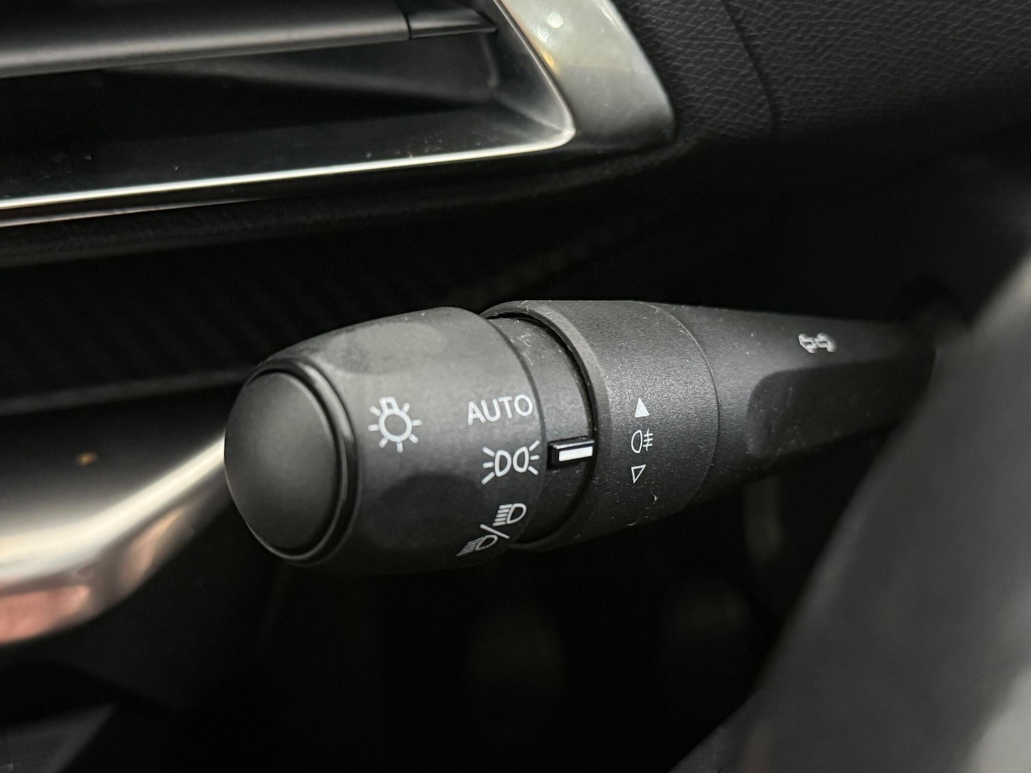 Used Peugeot 5008 2022 for sale - 77306423: Photo 20