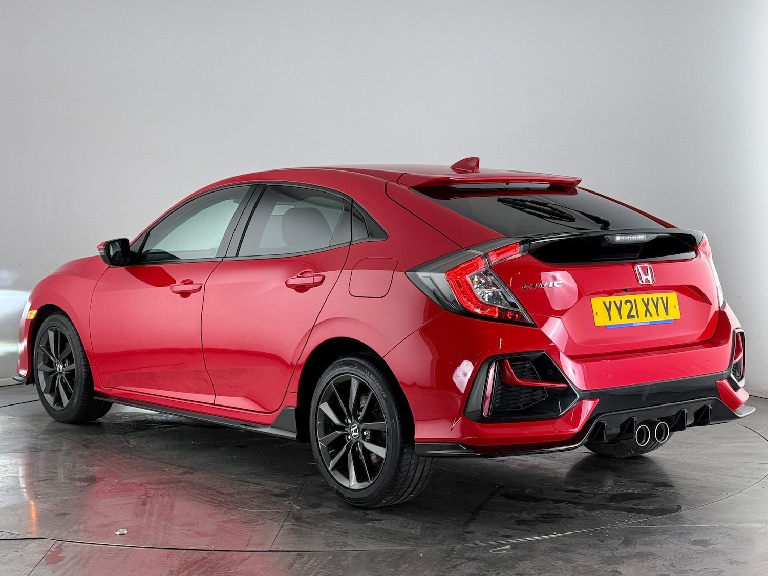 Used Honda Civic 2021 for sale - 76468572: Photo 4