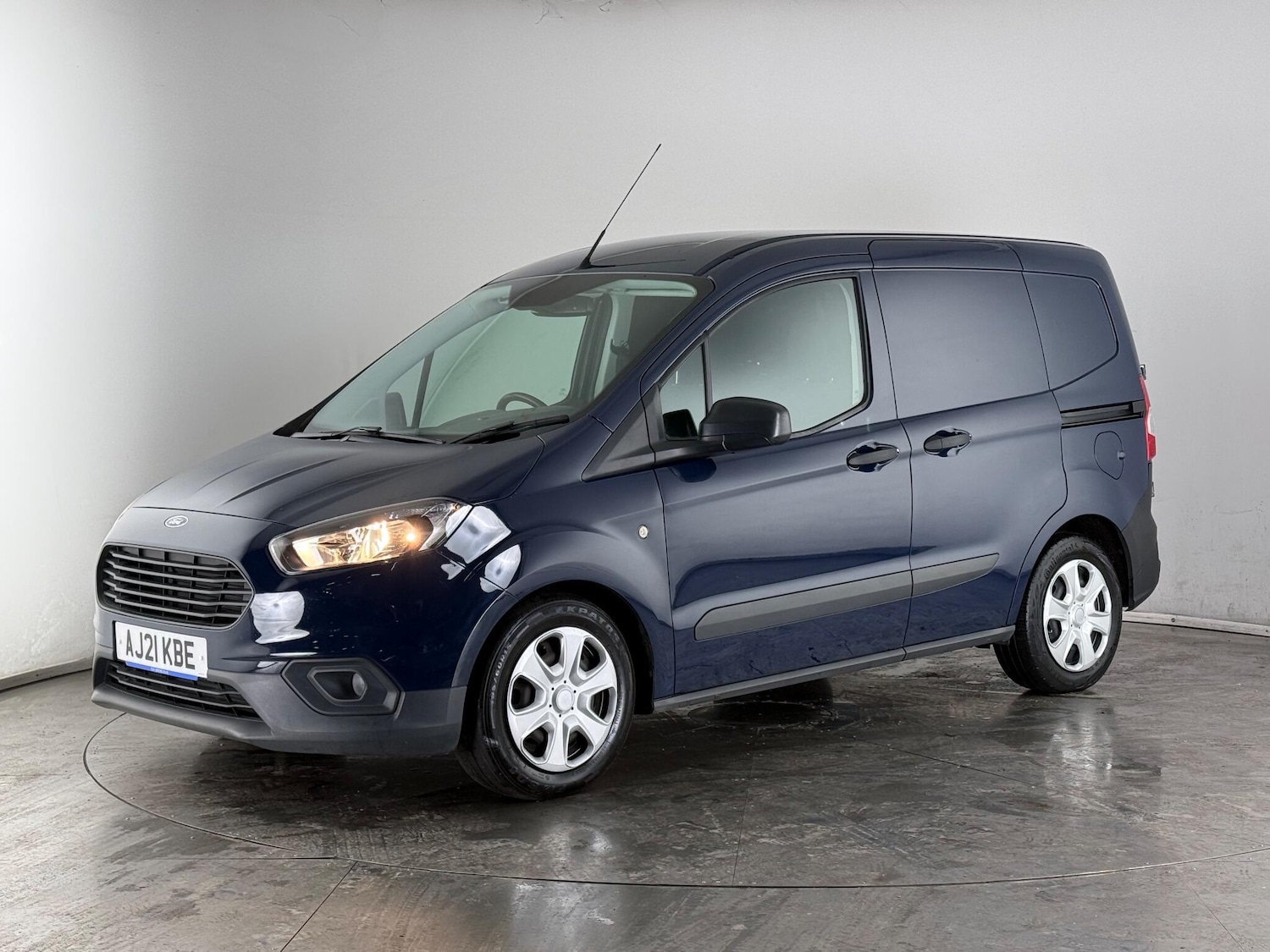 Used Ford Transit Courier 2021 for sale - 76742767: Photo 3