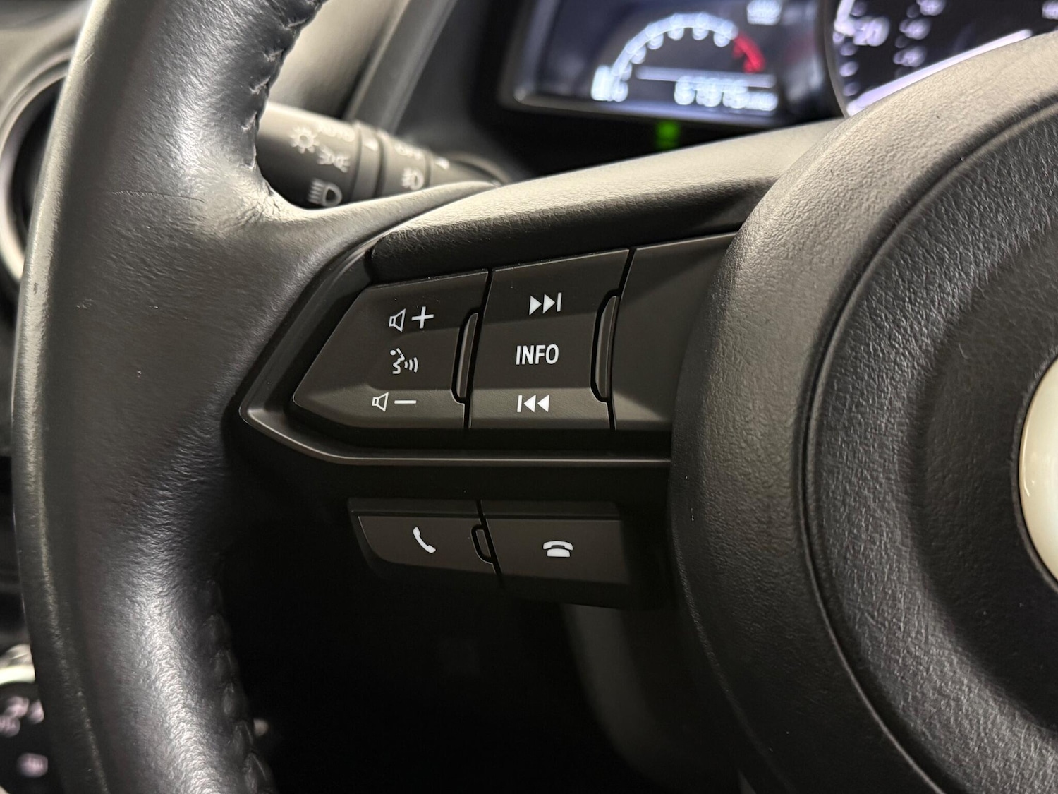 Used Mazda Mazda2 2017 for sale - 77260114: Photo 17