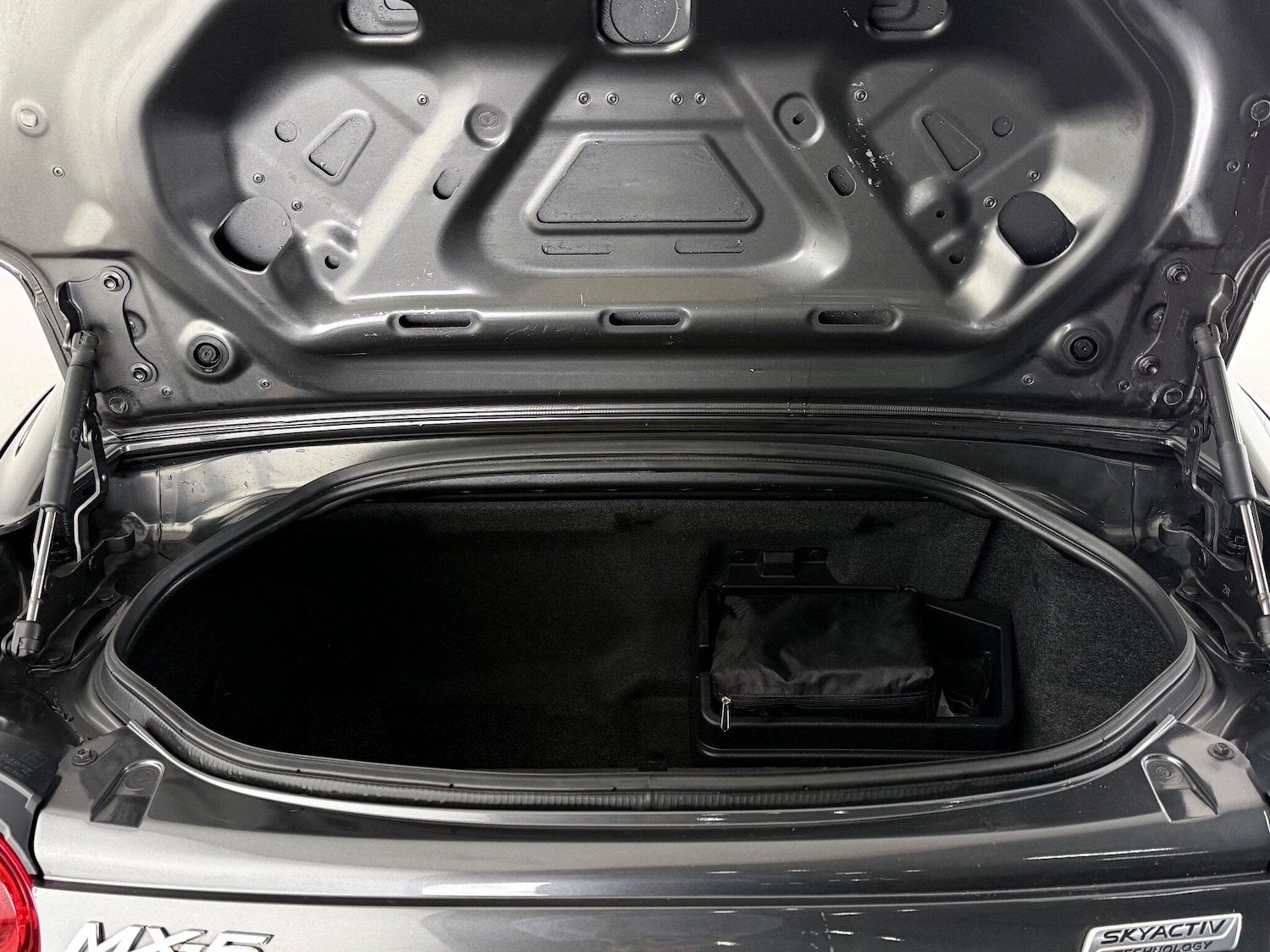 Used Mazda MX-5 RF 2018 for sale - 76714700: Photo 18