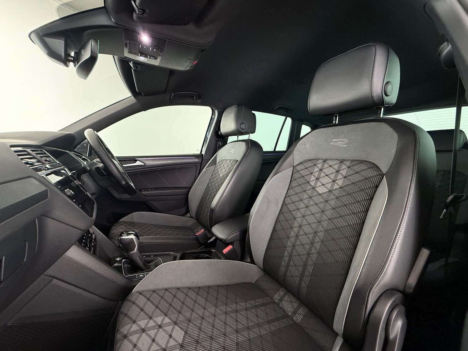 Used Volkswagen Tiguan 2021 for sale - 77371890: Photo 11