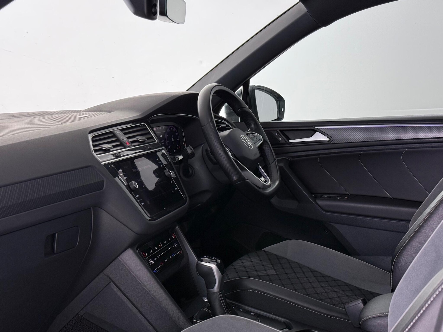 Used Volkswagen Tiguan 2021 for sale - 77371890: Photo 18