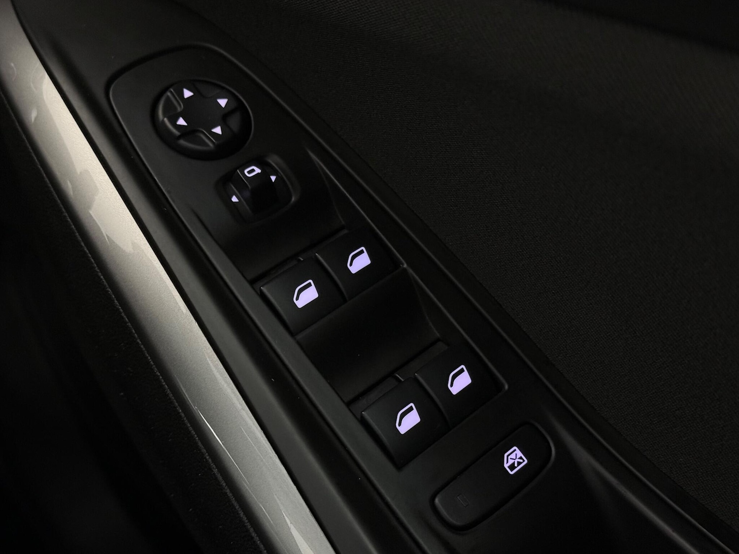 Used Vauxhall Grandland X 2018 for sale - 77260341: Photo 29