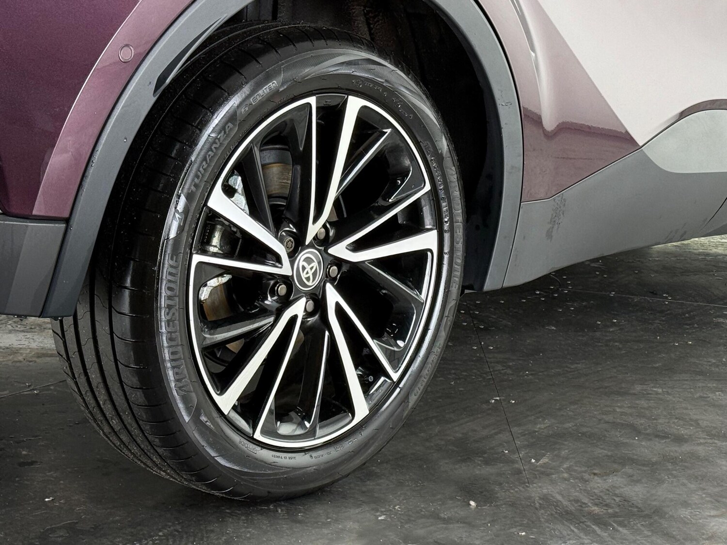 Used Toyota C-HR 2024 for sale - 76572769: Photo 11